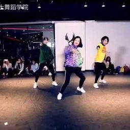 生日入场欧美舞蹈视频,跟随生日派对欧美舞蹈视频，感受节奏与热情