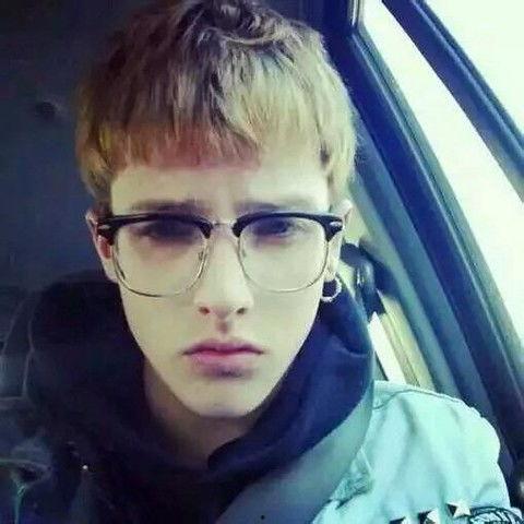 欧美帅哥00年英语视频,魅力四溢的青春风采展现