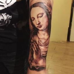 欧美纹身英国老头视频,欧美文化交融下的独特人生轨迹