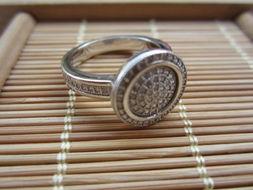 欧美风银饰视频,璀璨光影中的时尚演绎